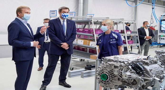 BMW eröffnet Kompetenzzentrum "E-Antriebsproduktion" im Werk Dingolfing