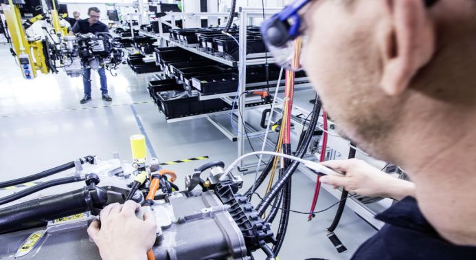 Daimler und Volvo gründen Joint Venture für Brennstoffzellenproduktion