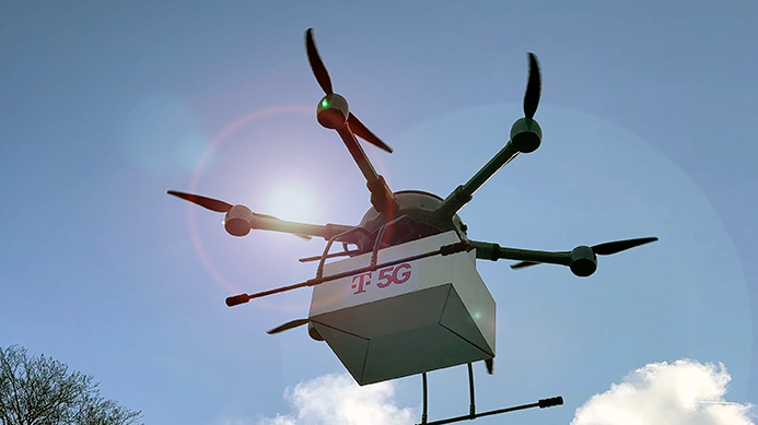 5G-Mobilfunknetz bringt autonome Lieferdrohnen zum Fliegen