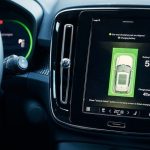 Volvo_Cars_testet_kabelloses_Laden_mit_mehr_als_40_kW_Leistung